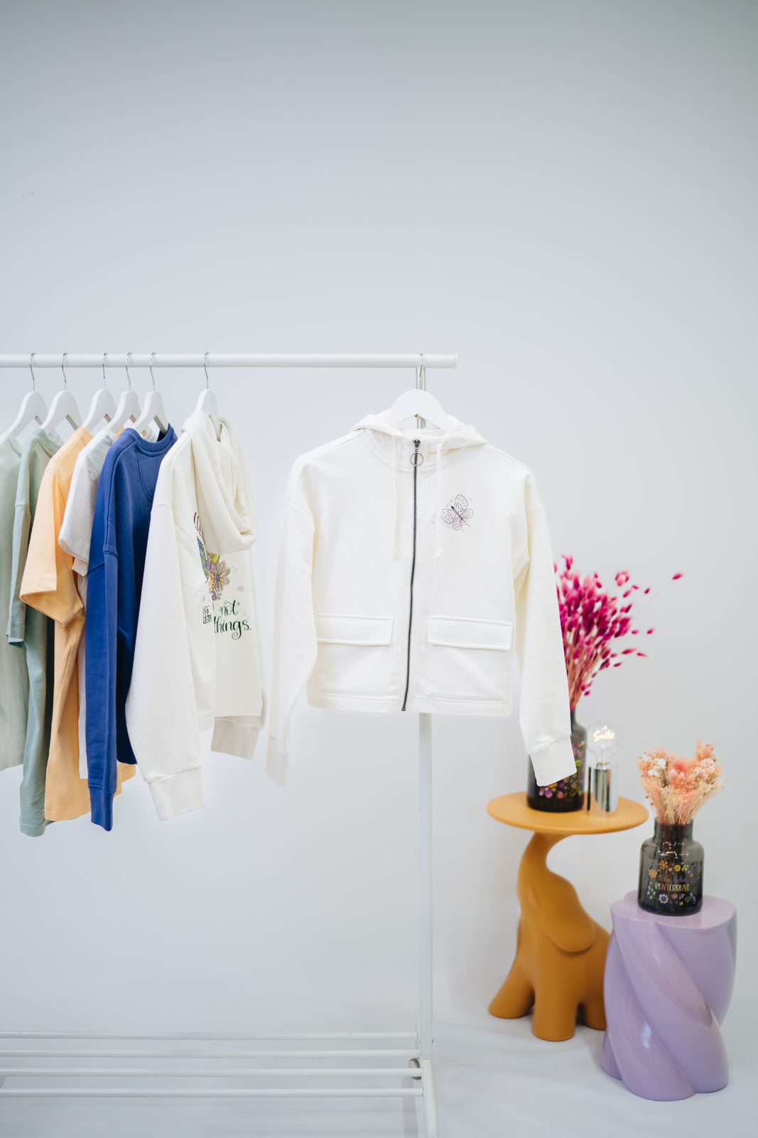 Damen Zipper-Hoodie ivory „Blumenwiese"