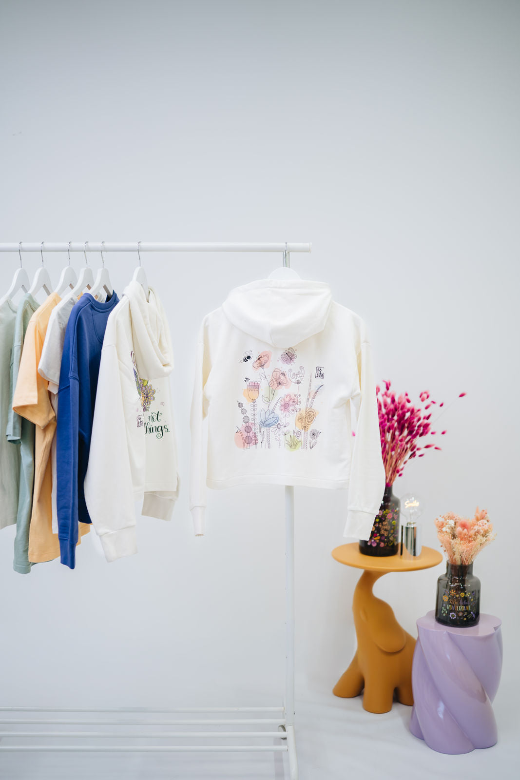 Damen Zipper-Hoodie ivory „Blumenwiese"