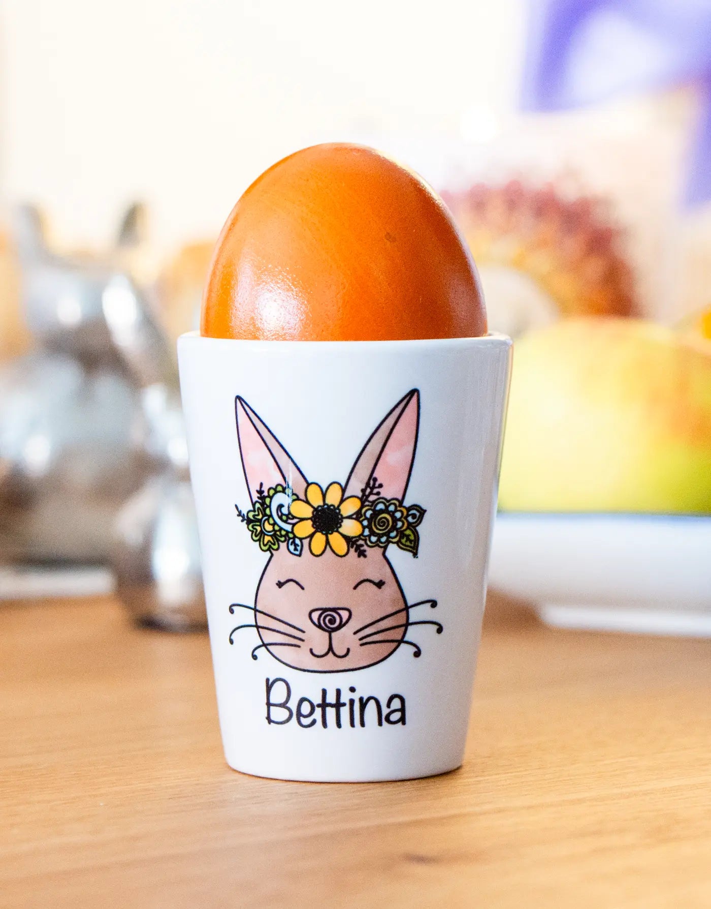 Eierbecher "Blumenhase" mit Wunschname