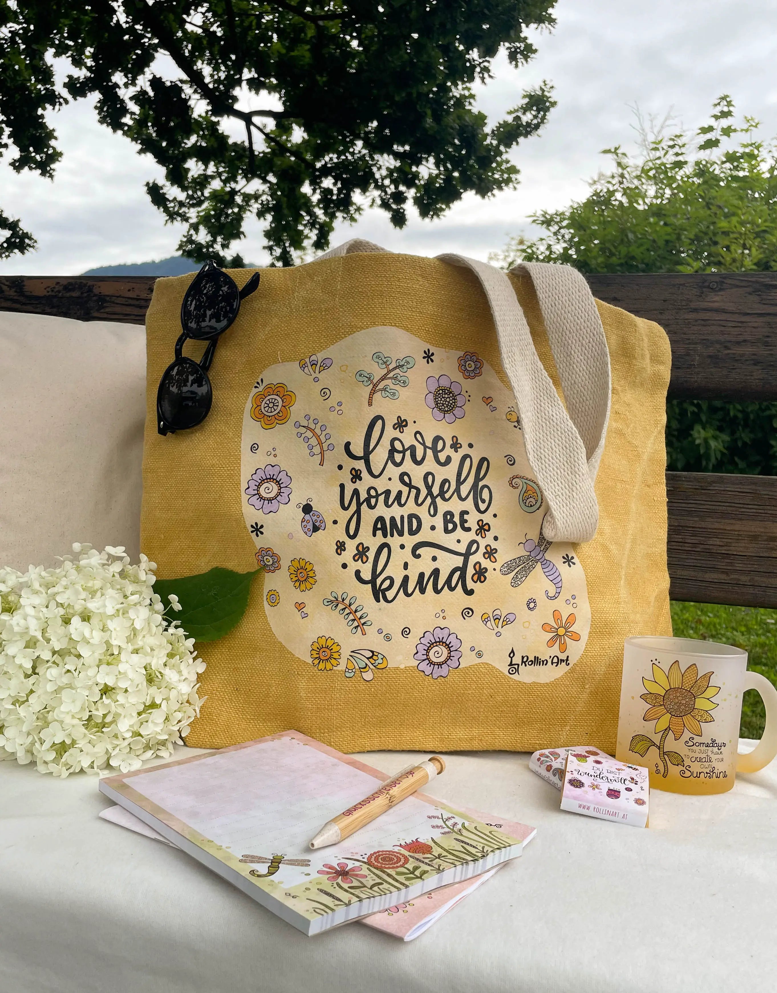 Jute Beach Bag "Love yourself and be kind"