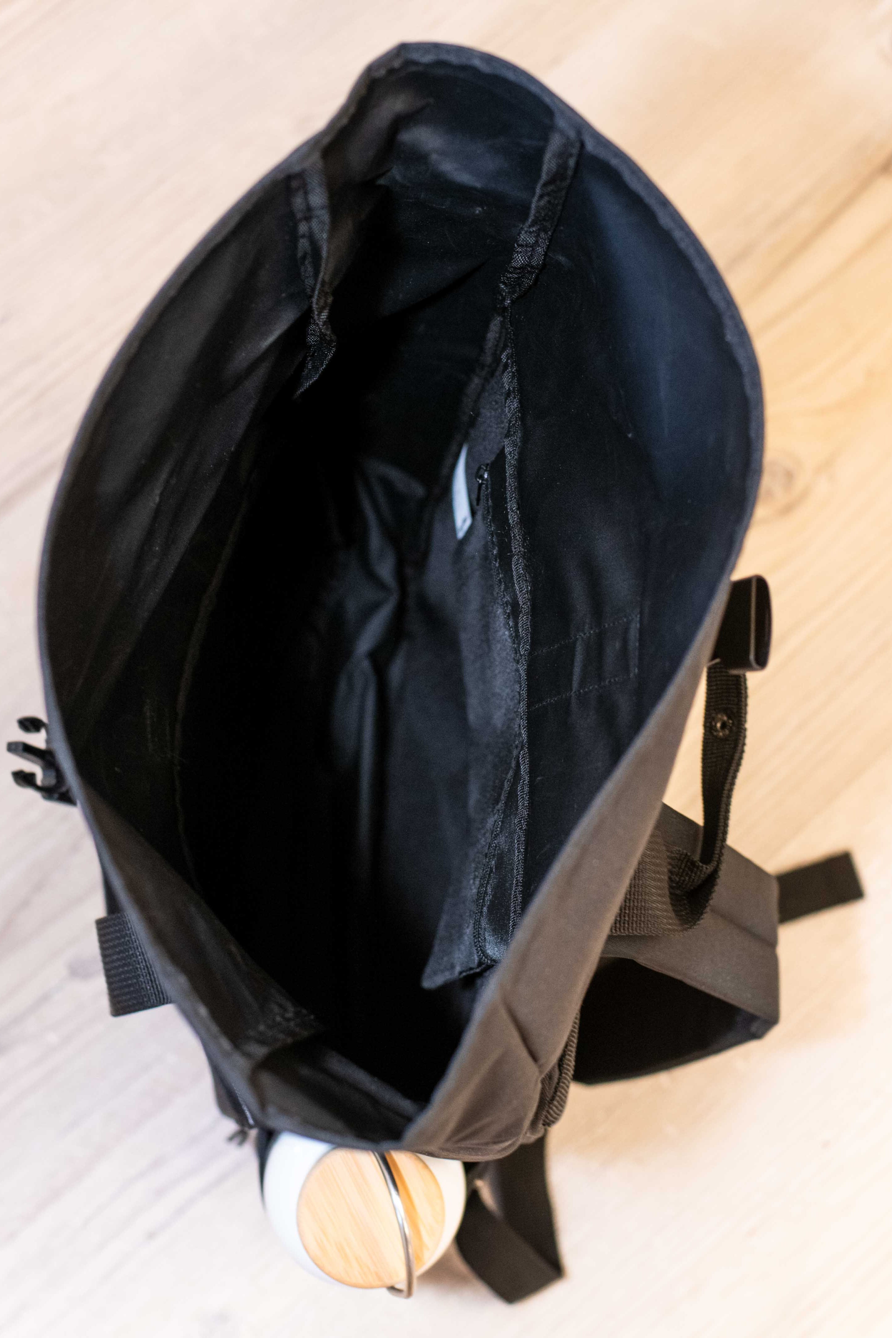 Rucksack groß Black „Bee happy”