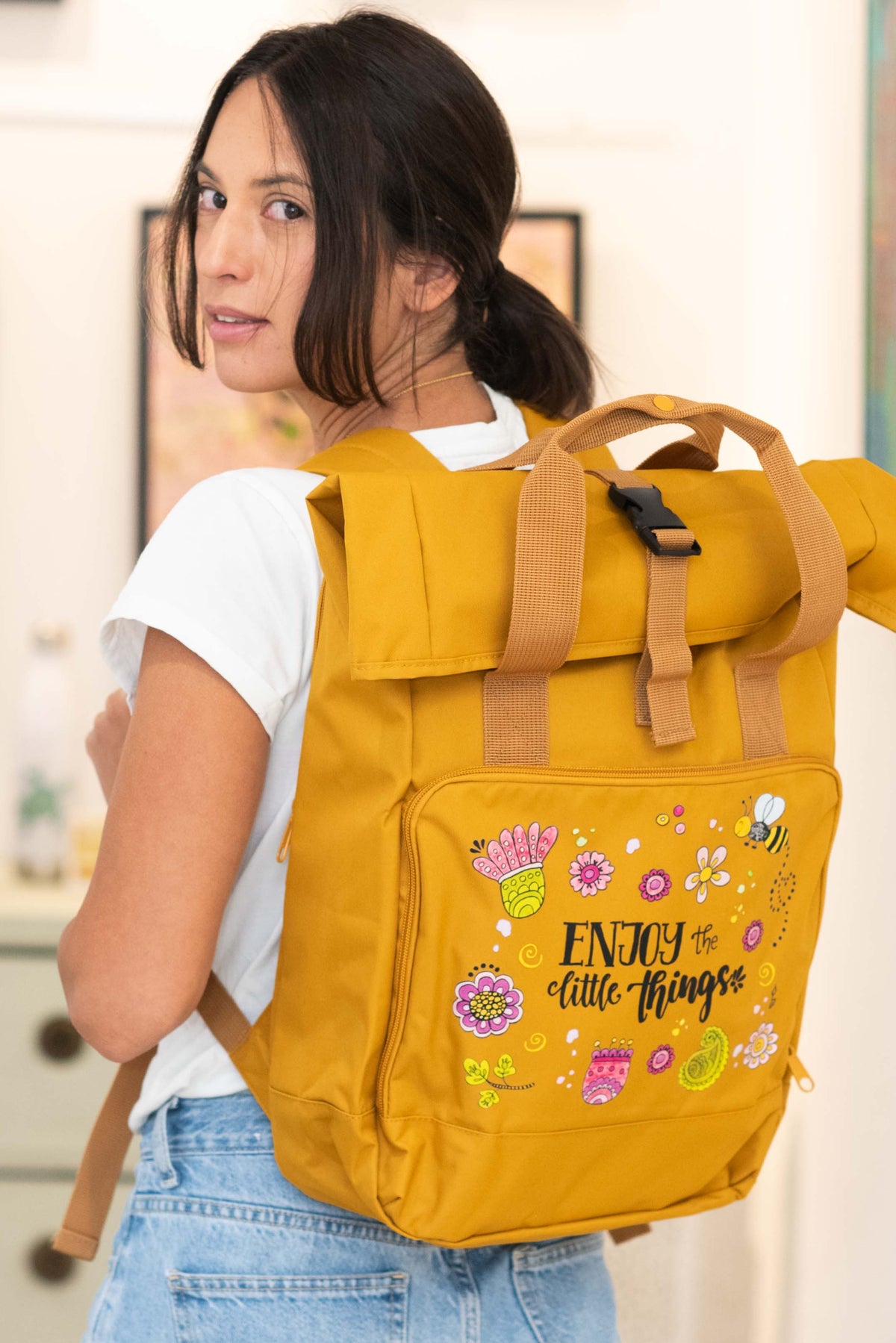 Rucksack groß Mustard “Enjoy the little things”