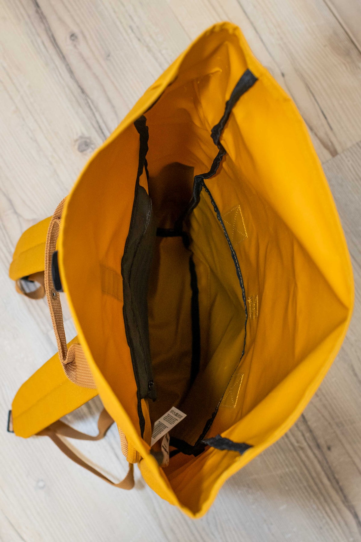 Rucksack groß Mustard “Enjoy the little things”