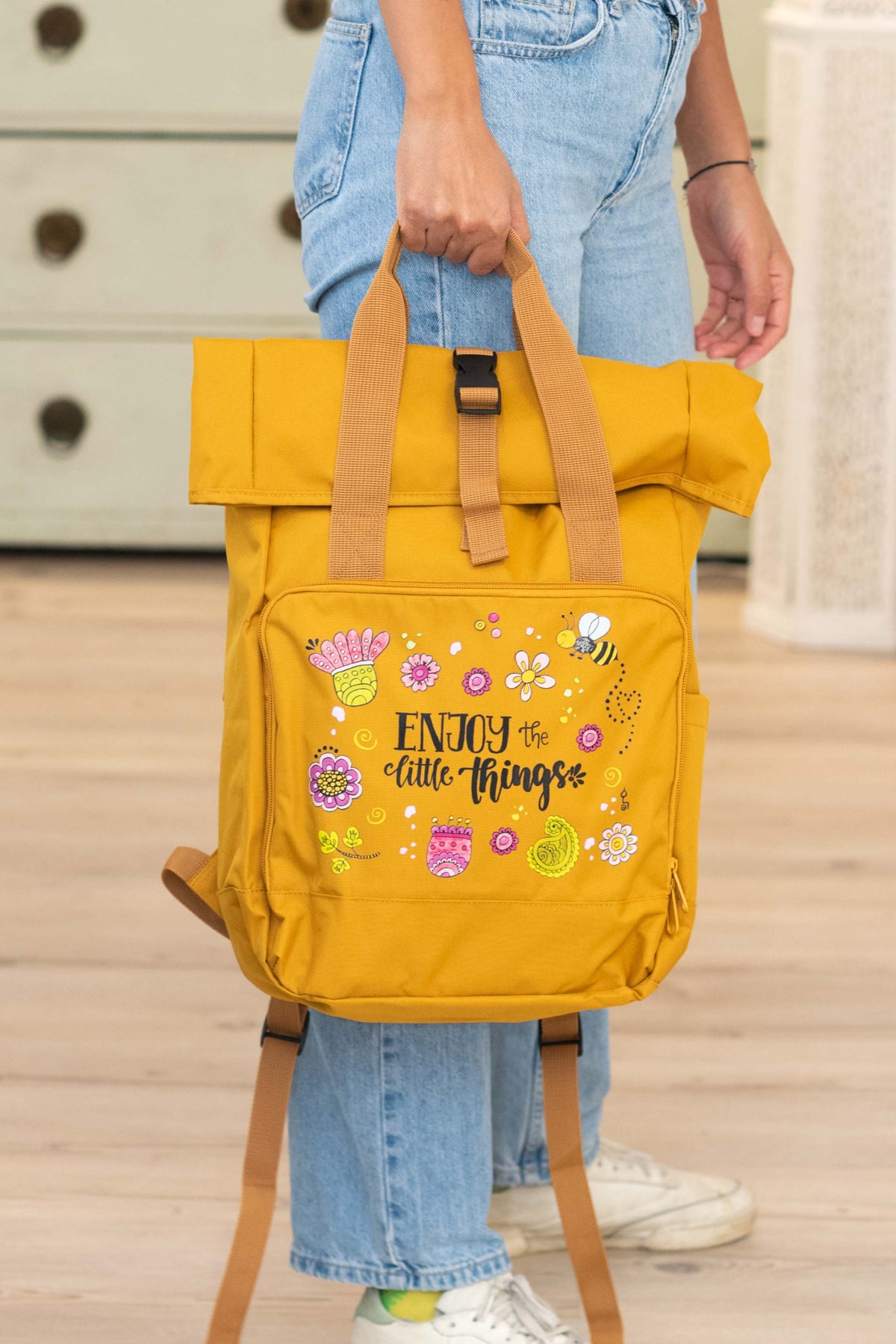 Rucksack groß Mustard “Enjoy the little things”