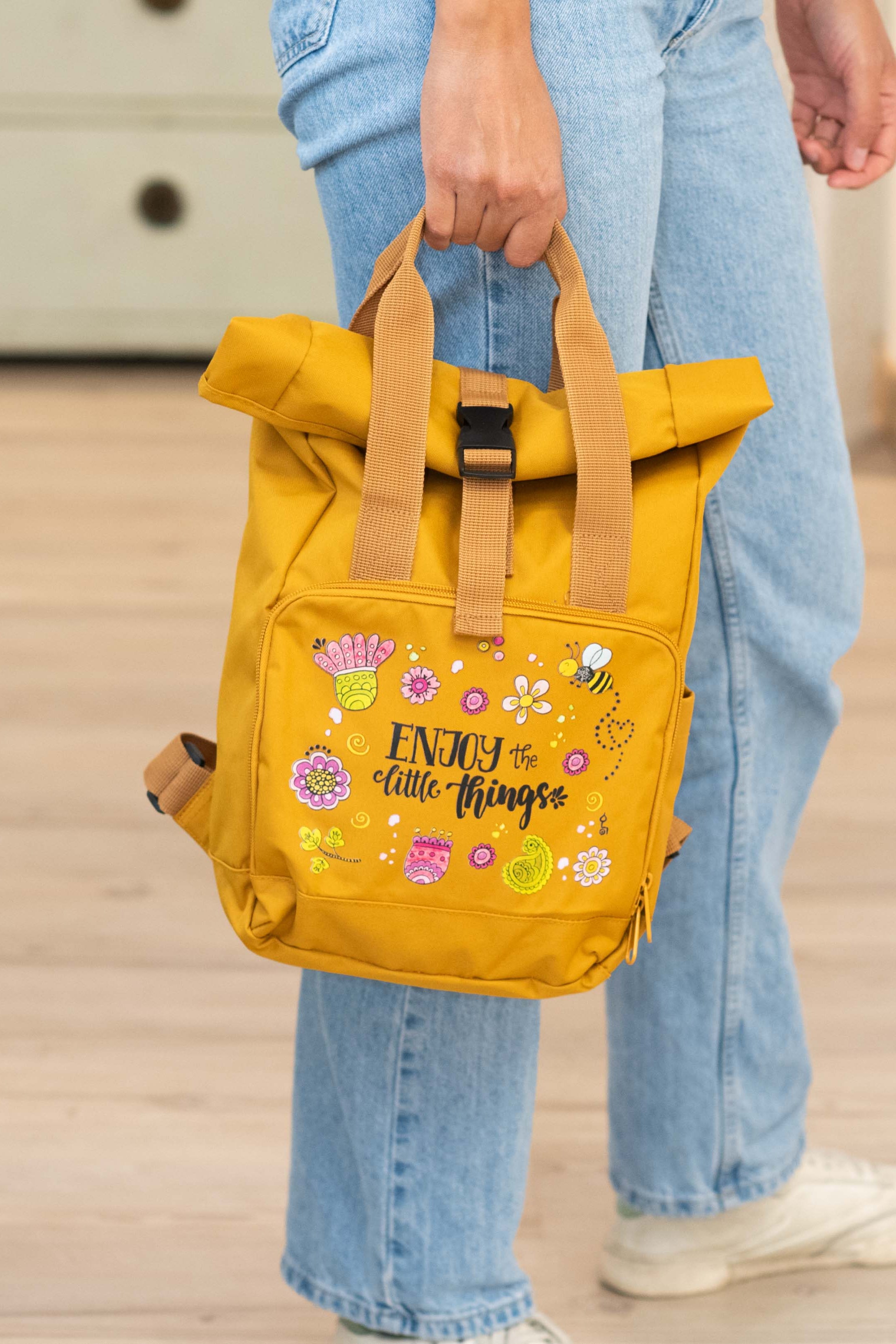 Rucksack klein Mustard „Enjoy the little things”