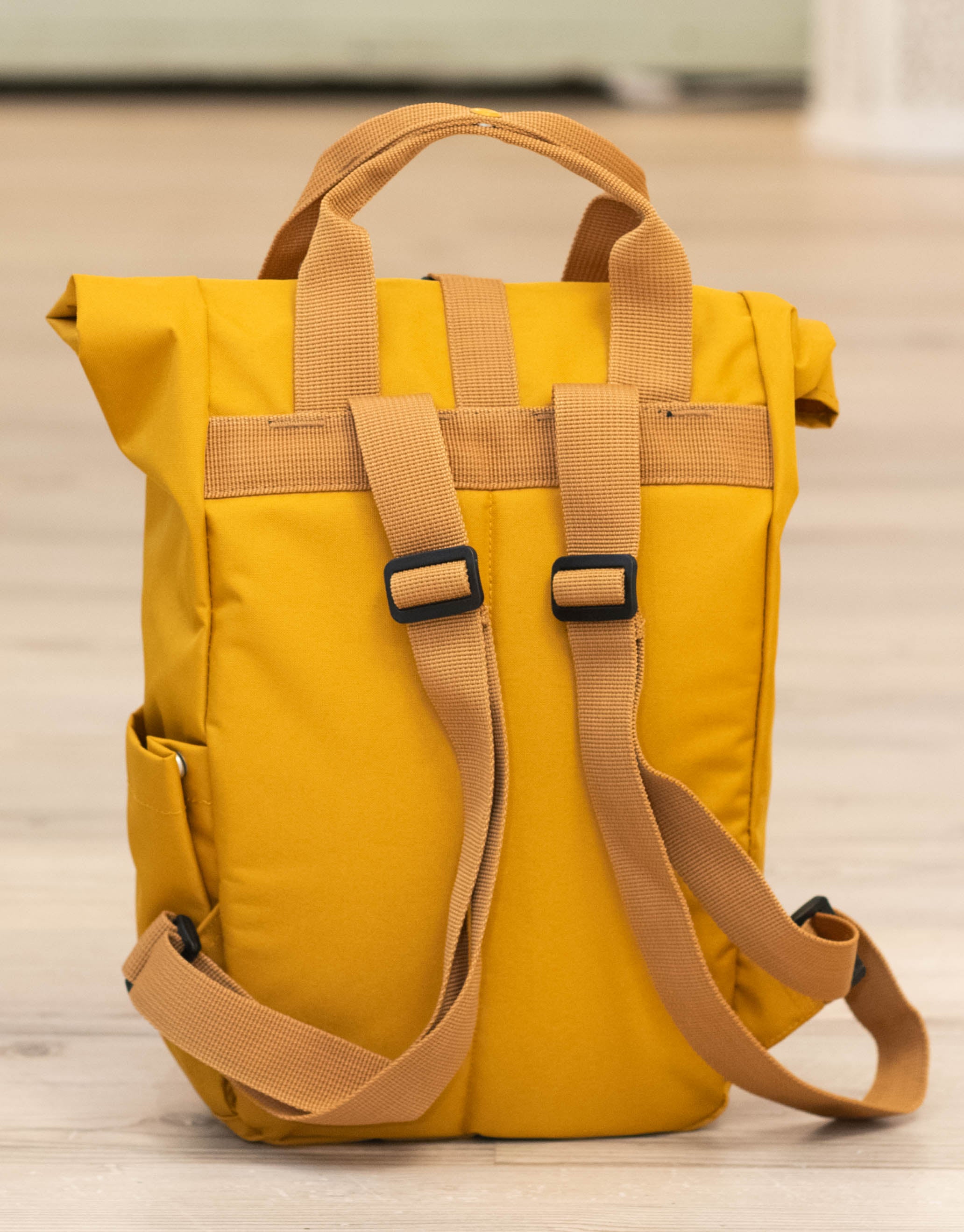 Rucksack klein Mustard „Enjoy the little things”