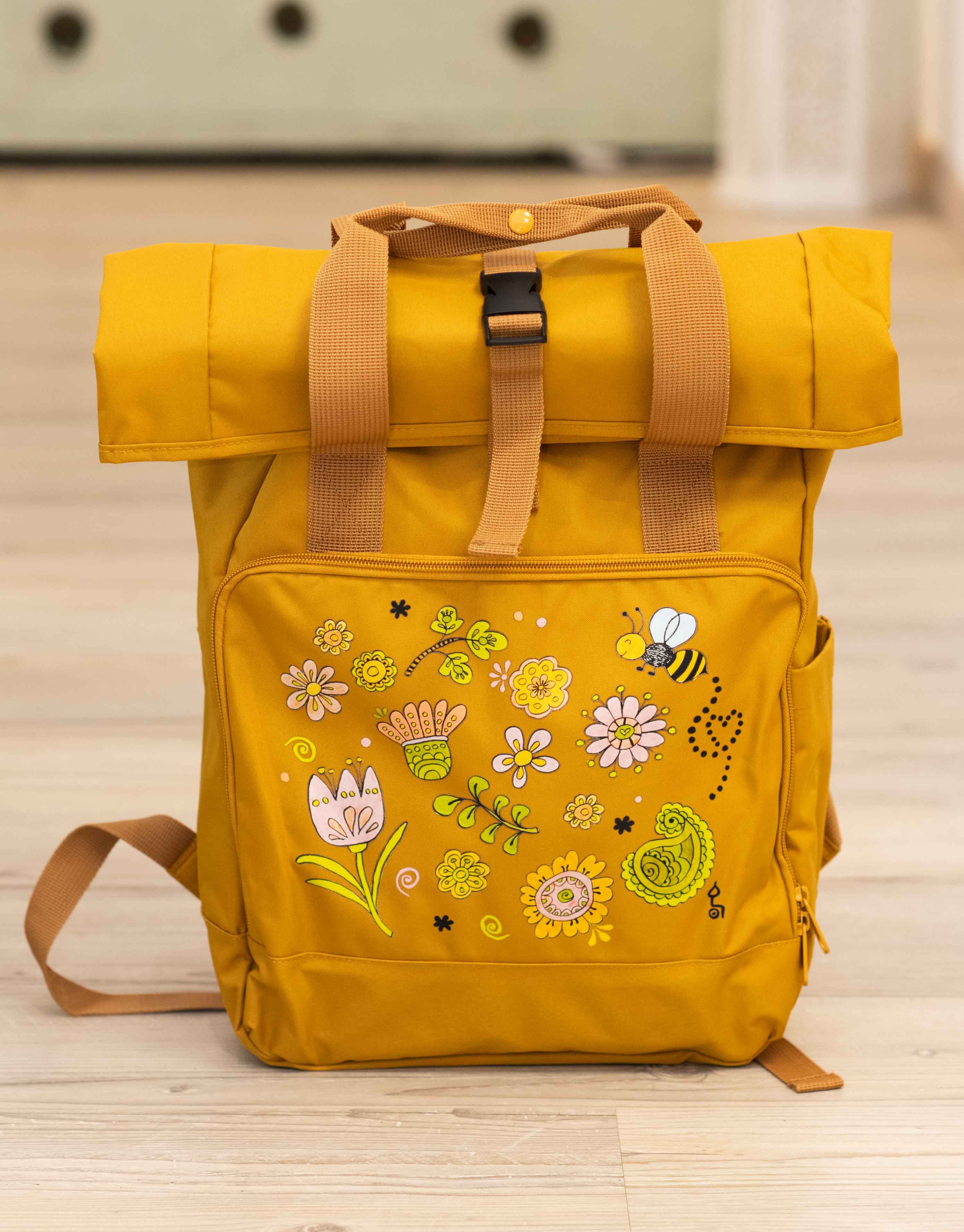 Rucksack klein Mustard „Happy Flowers”