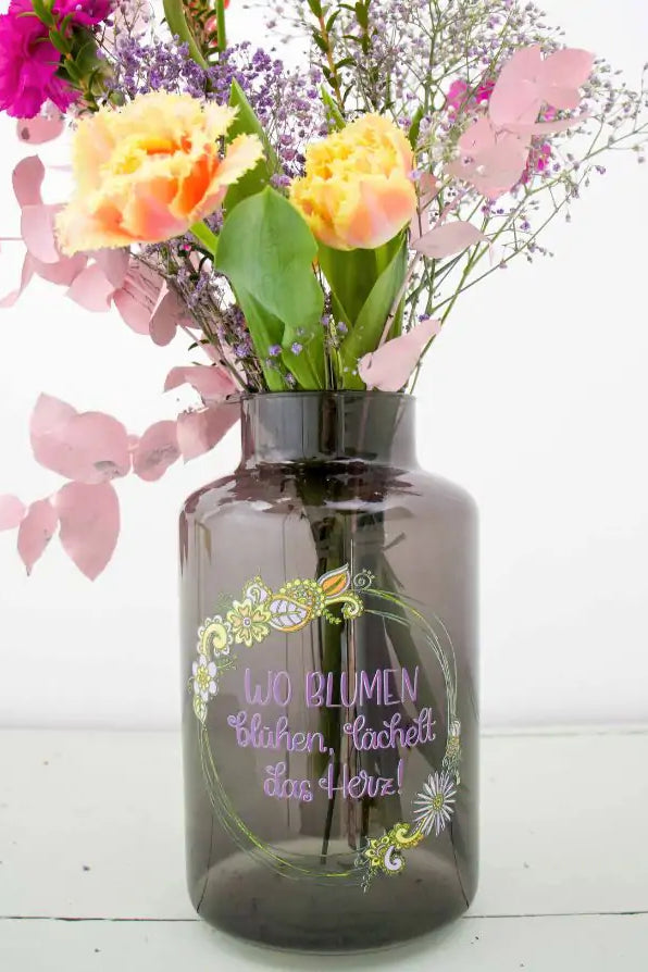Vase "Wo Blumen blühen"