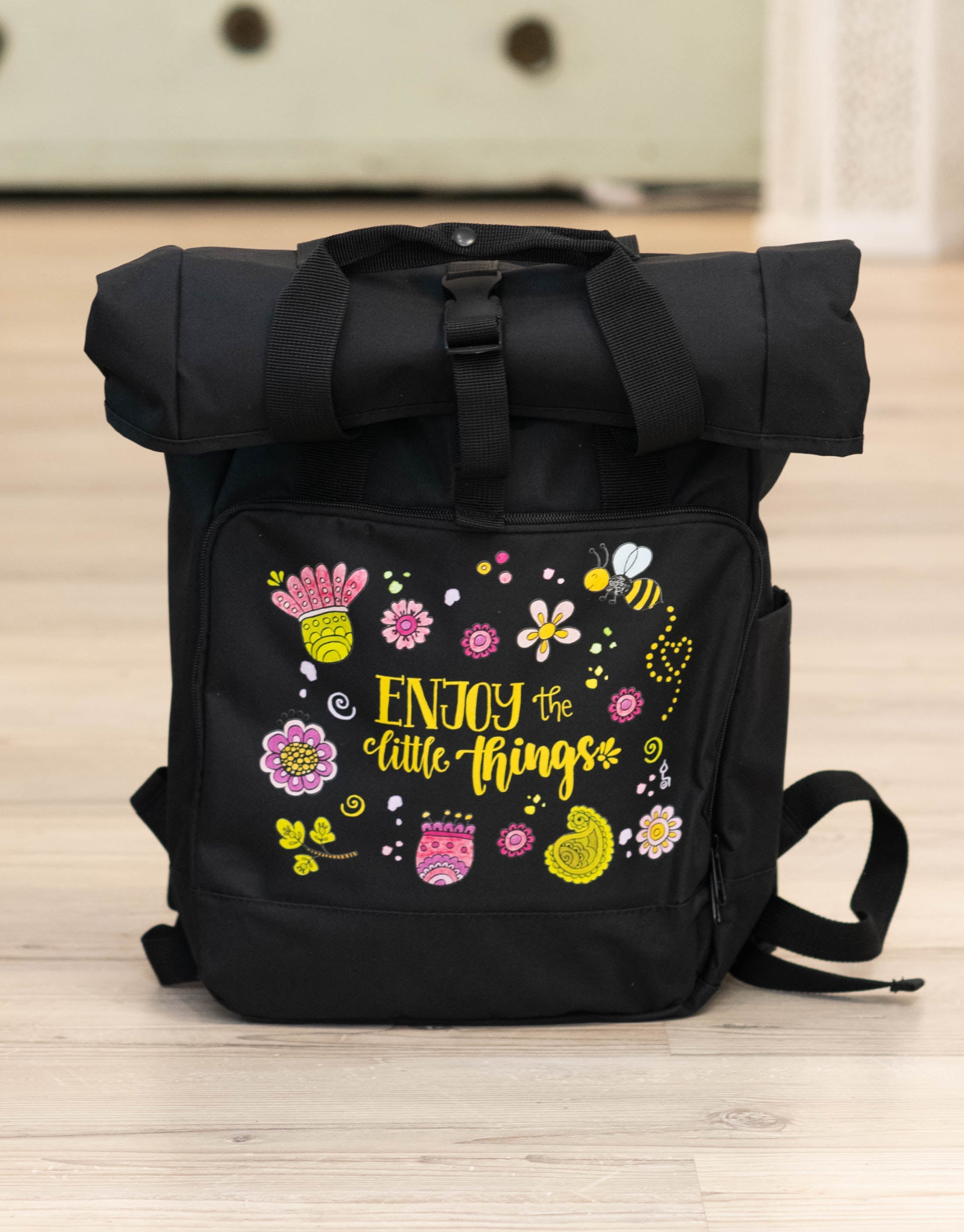Rucksack groß Black „Enjoy the little things”-RollinArt