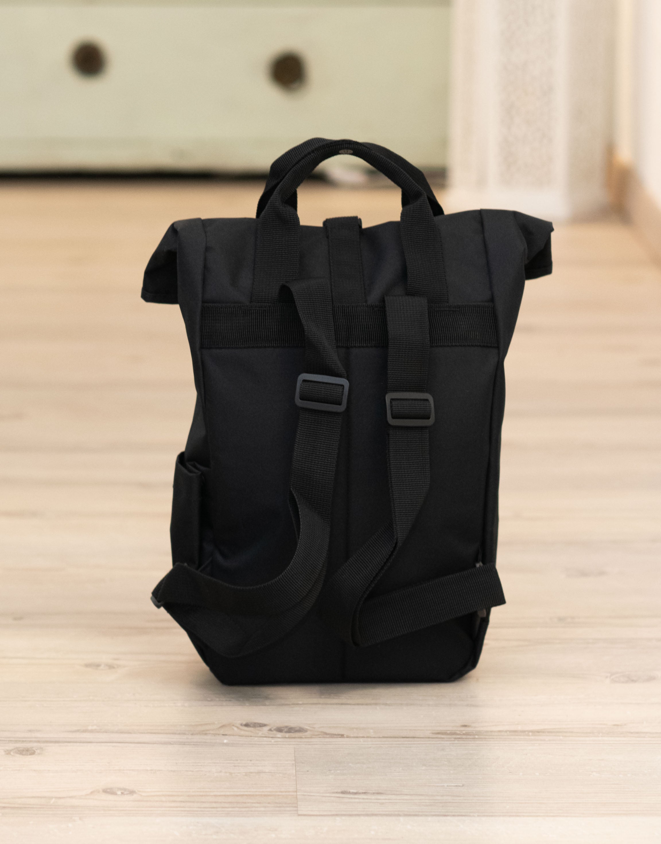 Rucksack klein Black „Enjoy the little things”-RollinArt