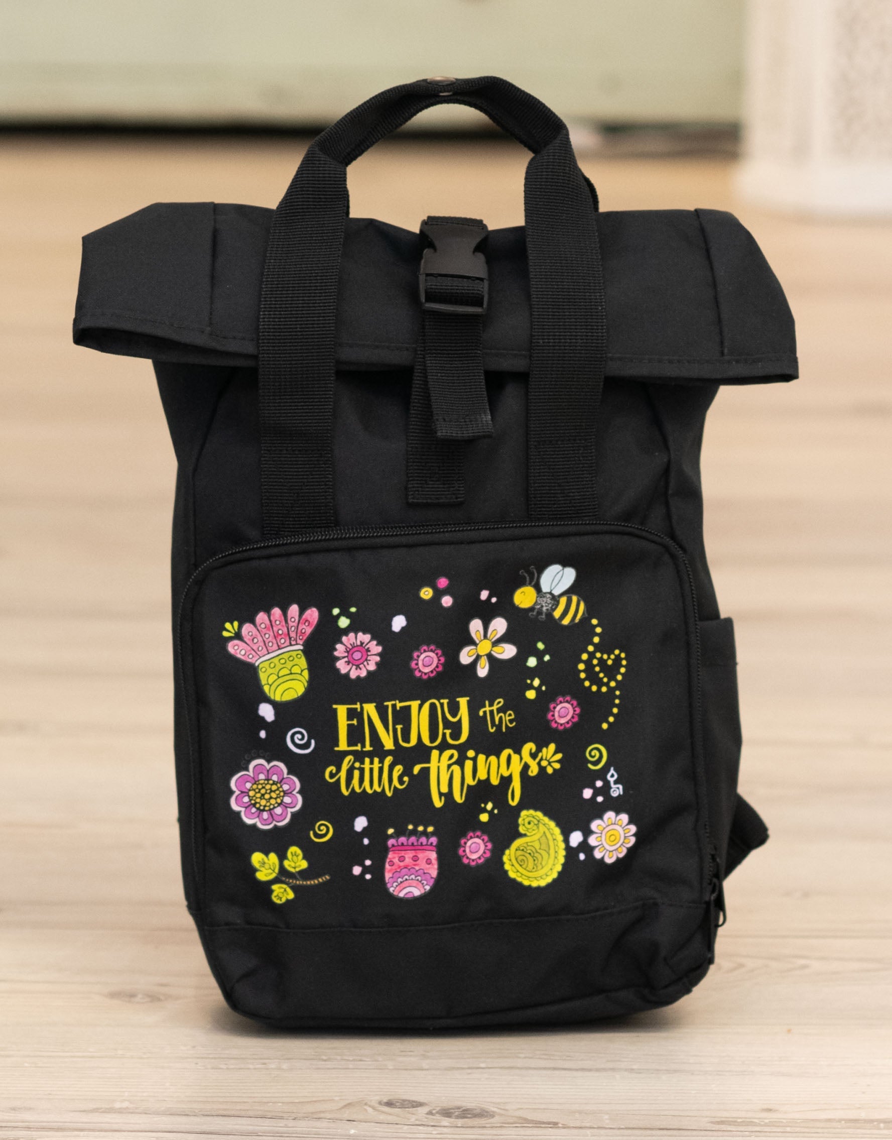 Rucksack klein Black „Enjoy the little things”-RollinArt