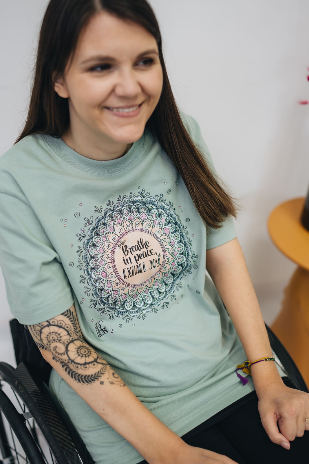 Damen T-Shirt mintgrün "Mandala"