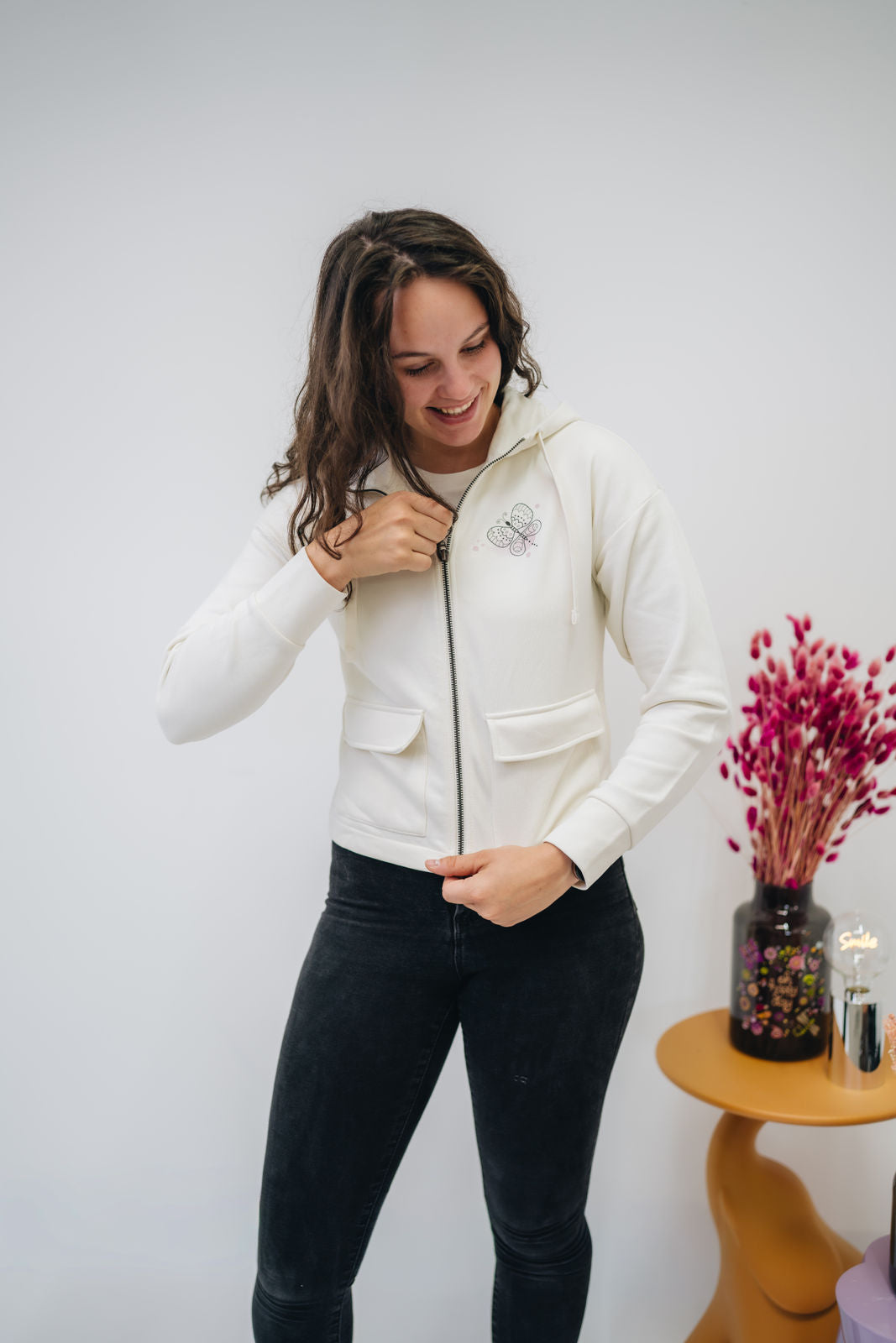 Damen Zipper-Hoodie ivory „Blumenwiese"