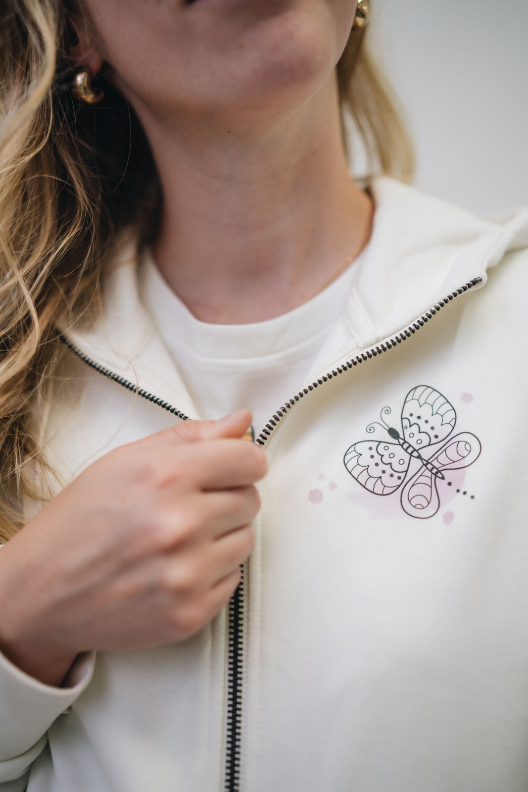 Damen Zipper-Hoodie ivory „Blumenwiese"