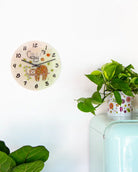 Glaswanduhr "Faultier"