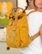 Rucksack klein Mustard „Happy Flowers”