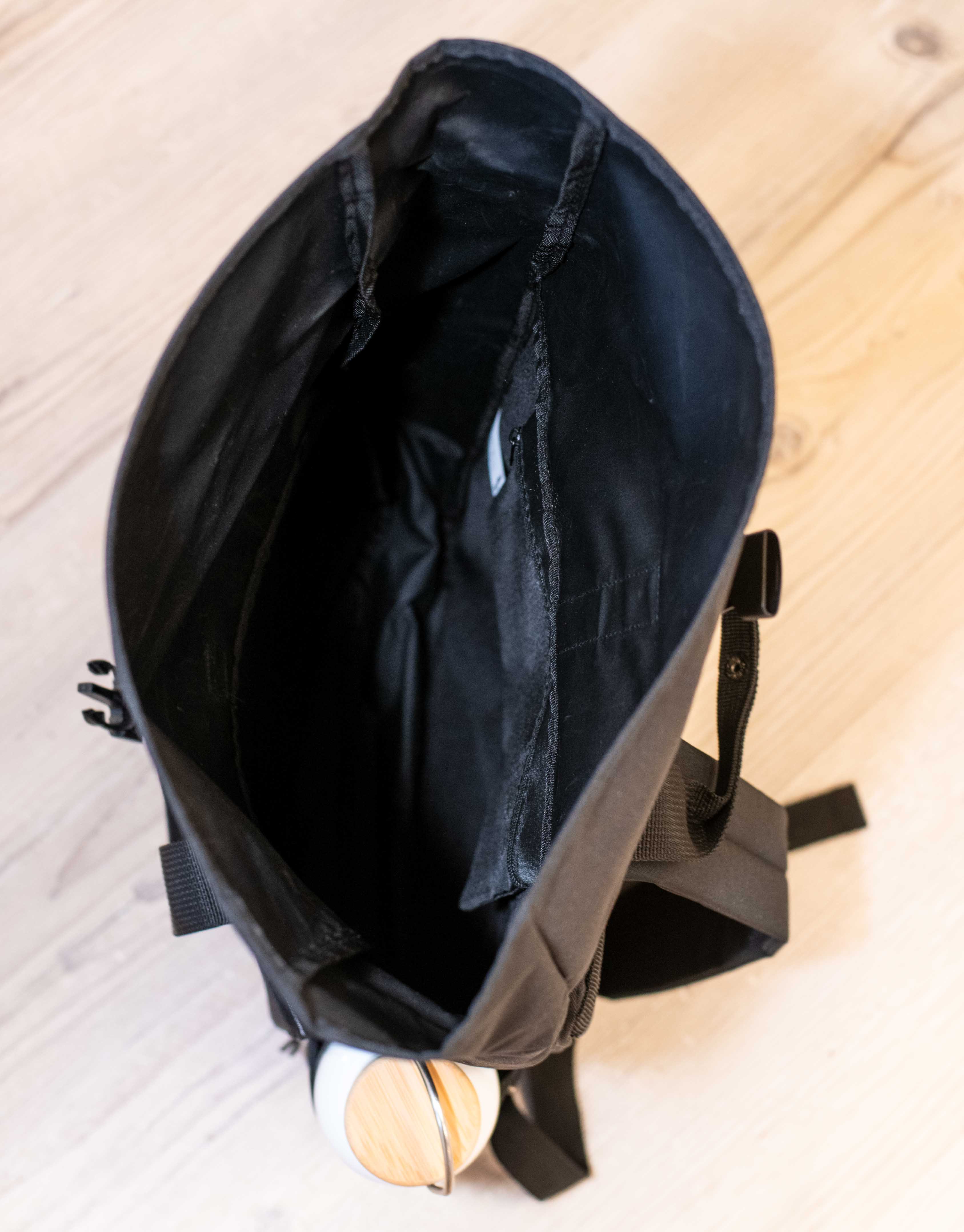 Rucksack klein Black „Enjoy the little things”-RollinArt
